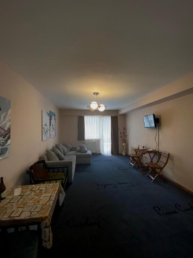 Royal'S Apartment กูเดาริ ภายนอก รูปภาพ